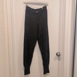 NWOT Lunya Alpaca Jogger